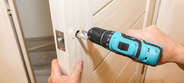 Old Door Knob Repair in Lynn Haven, FL